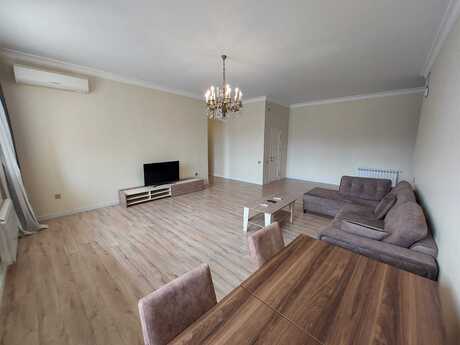Elan №6353603 - Bakı, Sahil m., 3 otaqlı, 145 m², 12/17 mərtəbə
