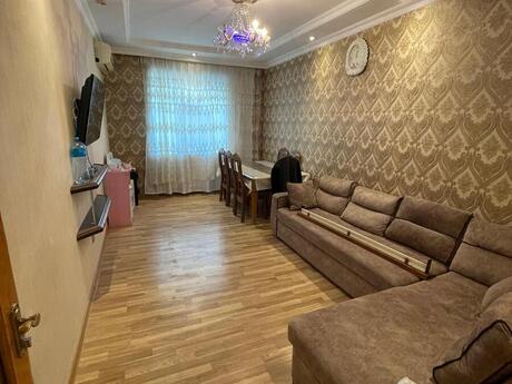 Elan №6353643 - Bakı, Qaraçuxur q., 3 otaqlı, 90 m², 2/9 mərtəbə