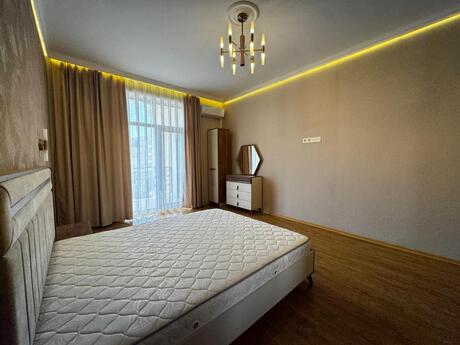 2-room apartment for rent, 82 m², Ağ şəhər: 1 600 ₼/mo 5