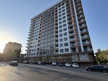 3 otaqlı mənzil, 110 m², Azadlıq Prospekti: 325 000 ₼ 4