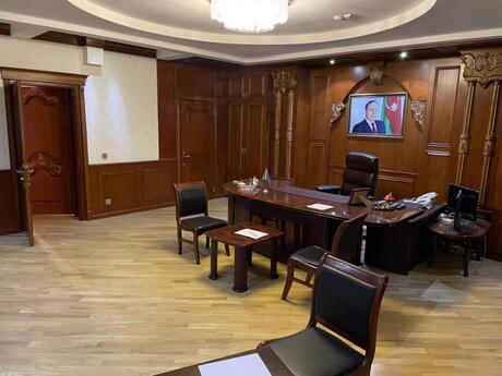 13-комн. офис - м. Мемар Аджеми - 520 м²