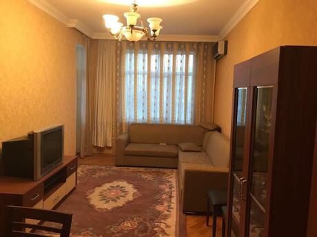 Объявление №6353904 - Баку, м. 8 ноября, 2-комн., 65 м², 3/17 этаж
