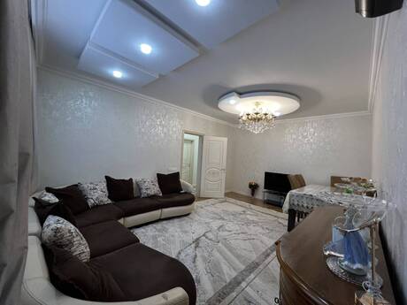 3-комн. дом/дача - м. Кара Караев - 200 м²