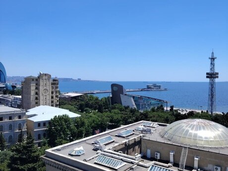Аренда: 3-комнатная квартира, 120 м², Sahil: 2 700 ₼/мес 2