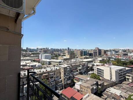 Аренда: 3-комнатная квартира, 120 м², Sahil: 2 700 ₼/мес 3