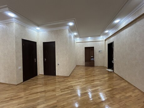 Kirayə 3 otaqlı mənzil, 138 m², 8 Noyabr: 1 000 ₼/ay 4