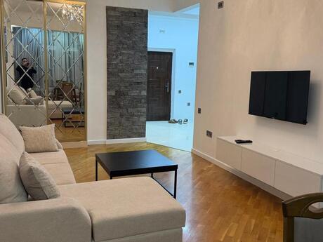 Elan №6354014 - Bakı, Nərimanov r., 2 otaqlı, 65 m², 13/17 mərtəbə