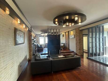 3-комн. новостройка - м. Низами - 150 м²