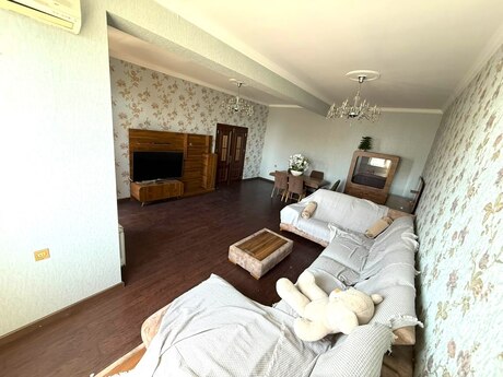 4 otaqlı mənzil, 170 m², İçəri Şəhər: 520 000 ₼ 3
