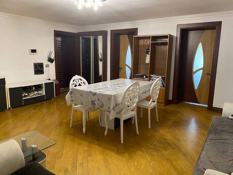 Объявление №6354188 - Баку, Насиминский  р., 4-комн., 120 м², 3/5 этаж