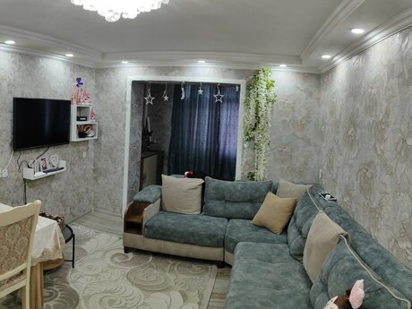4 rooms · 95 m² · floor 4/9, Neftçilər