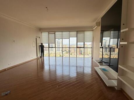 4 otaqlı mənzil, 200 m², Nəsimi: 600 000 ₼ 4
