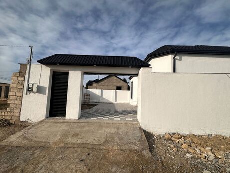 4 otaqlı həyət evi, 140 m², Binə: 155 000 ₼ 3