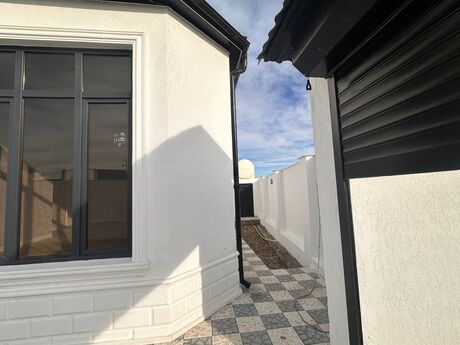 4 otaqlı həyət evi, 140 m², Binə: 155 000 ₼ 2