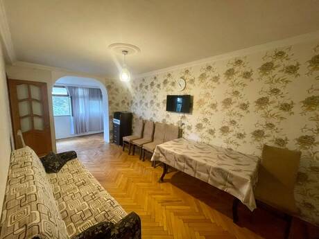 Объявление №6354682 - Баку, м. Иншаатчылар, 2-комн., 60 м², 4/4 этаж