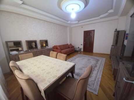 Объявление №6354708 - Баку, м. Ази Асланов, 3-комн., 140 м², 10/20 этаж