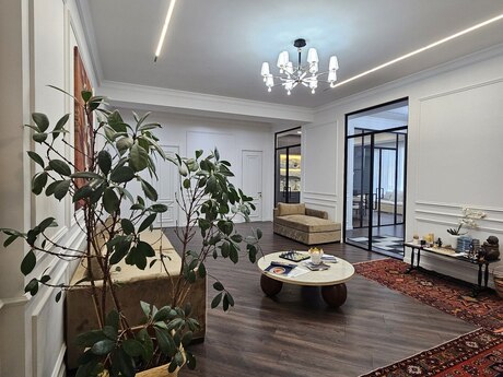 3 otaqlı mənzil, 190 m², 28 May: 990 000 ₼ 4