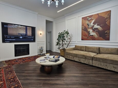 3 otaqlı mənzil, 190 m², 28 May: 990 000 ₼ 3