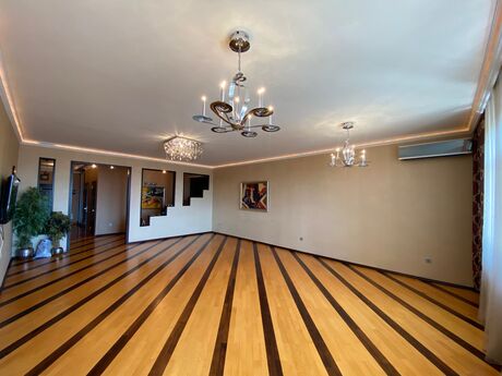 Elan №6354774 - Bakı, Elmlər Akademiyası m., 4 otaqlı, 183 m², 10/18 mərtəbə