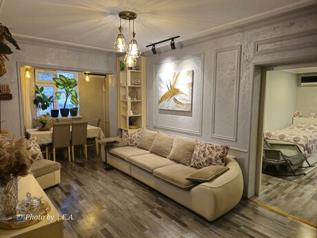 3-комн. вторичка - м. Азадлыг проспекти - 65 м²