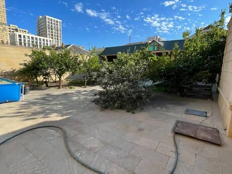 6 otaqlı həyət evi, 415 m², Bakıxanov: 750 000 ₼ 5