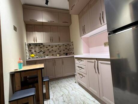 3 otaqlı mənzil, 100 m², İnşaatçılar: 400 000 ₼ 3