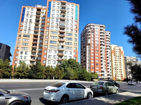 3 rooms · 136 m² · floor 5/16, Elmlər Akademiyası
