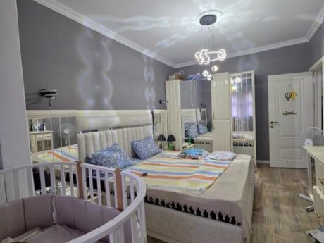 3 otaqlı köhnə tikili - Memar Əcəmi m. - 90 m²