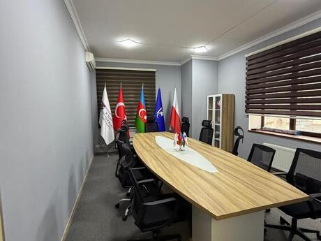 Elan №6355573 - Bakı, Şah İsmayıl Xətai m., 4 otaqlı, 142 m²