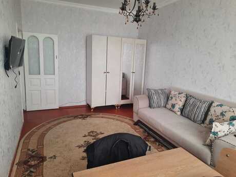 2 otaqlı köhnə tikili - Memar Əcəmi m. - 42 m²