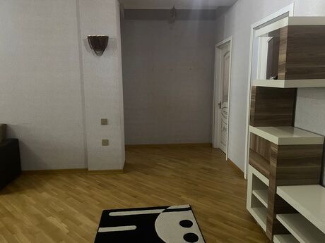 3-комнатная квартира, 110 м², İnşaatçılar: 247 000 ₼ 2
