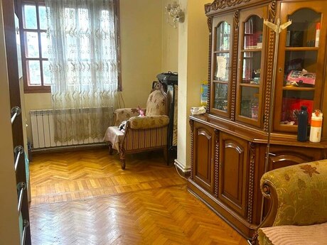 2-комн. вторичка - м. Гянджлик - 55 м²