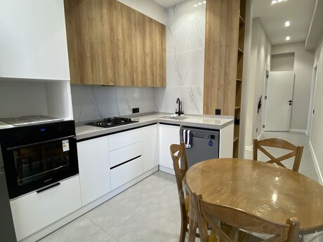 Elan №6355837 - Bakı, Qara Qarayev m., 3 otaqlı, 95 m², 8/16 mərtəbə