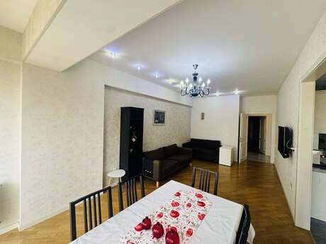 3-комн. новостройка - м. Шах Исмаил Хатаи - 145 м²