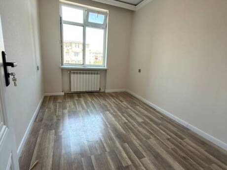 3 otaqlı köhnə tikili - Sumqayıt - 70 m²