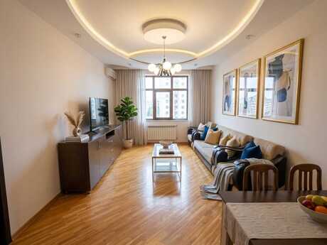 Elan №6356122 - Bakı, Şah İsmayıl Xətai m., 3 otaqlı, 100 m², 14/18 mərtəbə