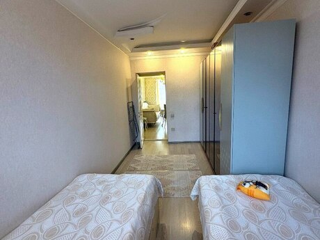 2 otaqlı mənzil, 65 m², Nizami: 200 000 ₼ 5