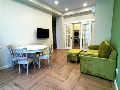 Kirayə 2 otaqlı mənzil, 72 m², Ağ şəhər: 1 600 ₼/ay 3