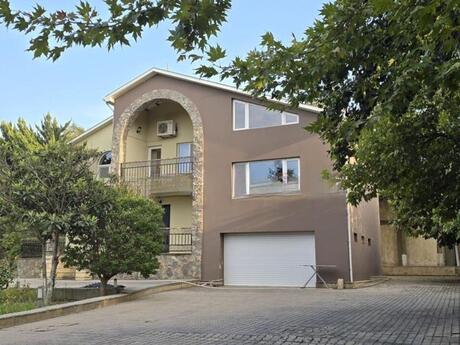 6 otaqlı həyət evi, 290 m², Novxanı: 460 000 ₼ 2