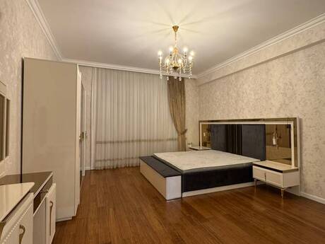 Kirayə 3 otaqlı mənzil, 140 m², Şah İsmayıl Xətai: 2 500 ₼/ay 3