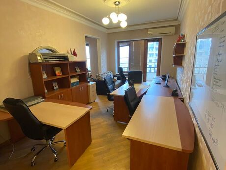 4 otaqlı ofis - Nizami m. - 160 m²