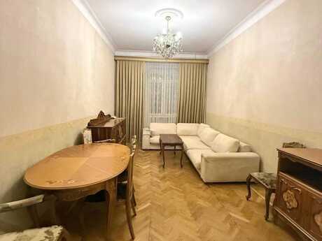 Elan №6356444 - Bakı, Gənclik m., 3 otaqlı, 75 m², 3/4 mərtəbə