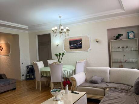 Elan №6356531 - Bakı, Nəsimi r., 3 otaqlı, 176 m², 18/18 mərtəbə