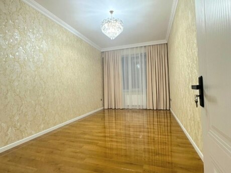 3-room apartment, 80 m², 9-cu mikrorayon: 245 000 ₼ 4