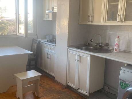 Продаётся 3-комнатная квартира в старом фонде, Həzi Aslanov, 80 м², 189 000 AZN, фото 5 / 11