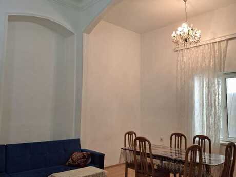 Объявление №6356744 - Баку, м. Сахил, 2-комн., 70 м², 2/3 этаж