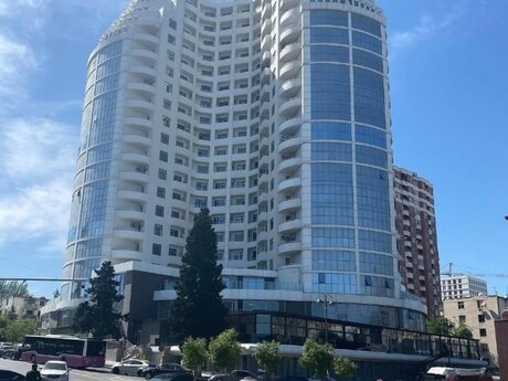 Elan №6356699 - Bakı, Elmlər Akademiyası m., 4 otaqlı, 168 m², 9/20 mərtəbə