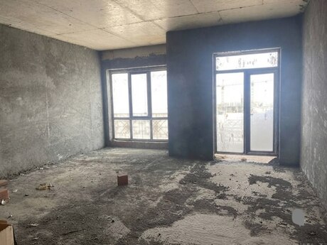4 otaqlı mənzil, 249 m², 28 May: 1 050 000 ₼ 3