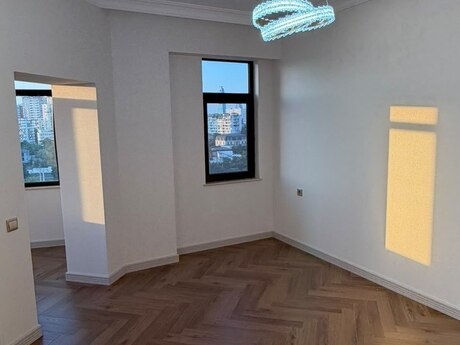 Elan №6356713 - Bakı, Şah İsmayıl Xətai m., 2 otaqlı, 70 m², 11/18 mərtəbə