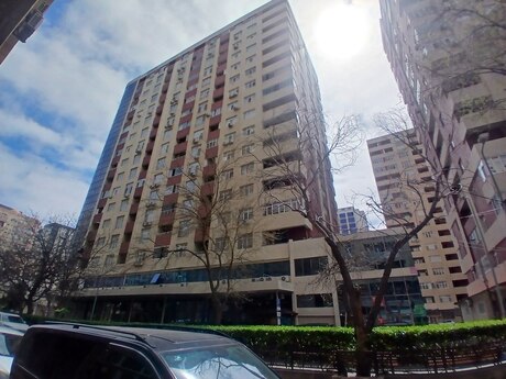 5 otaqlı mənzil, 286 m², Nəsimi: 800 000 ₼ 2